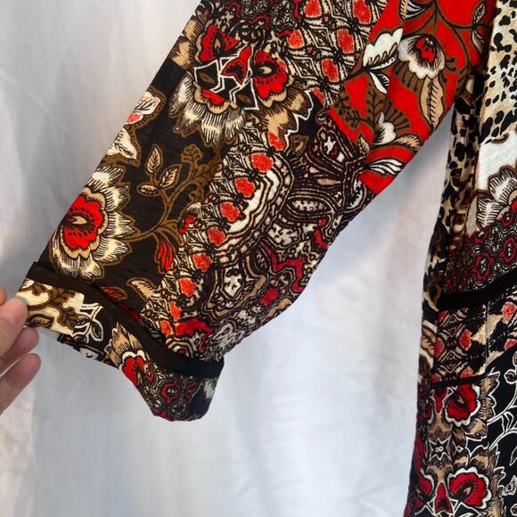 Multiples Maximalist Bold Abstract Vneck One Button Tunic Cardigan Size Medium - Picture 6 of 11